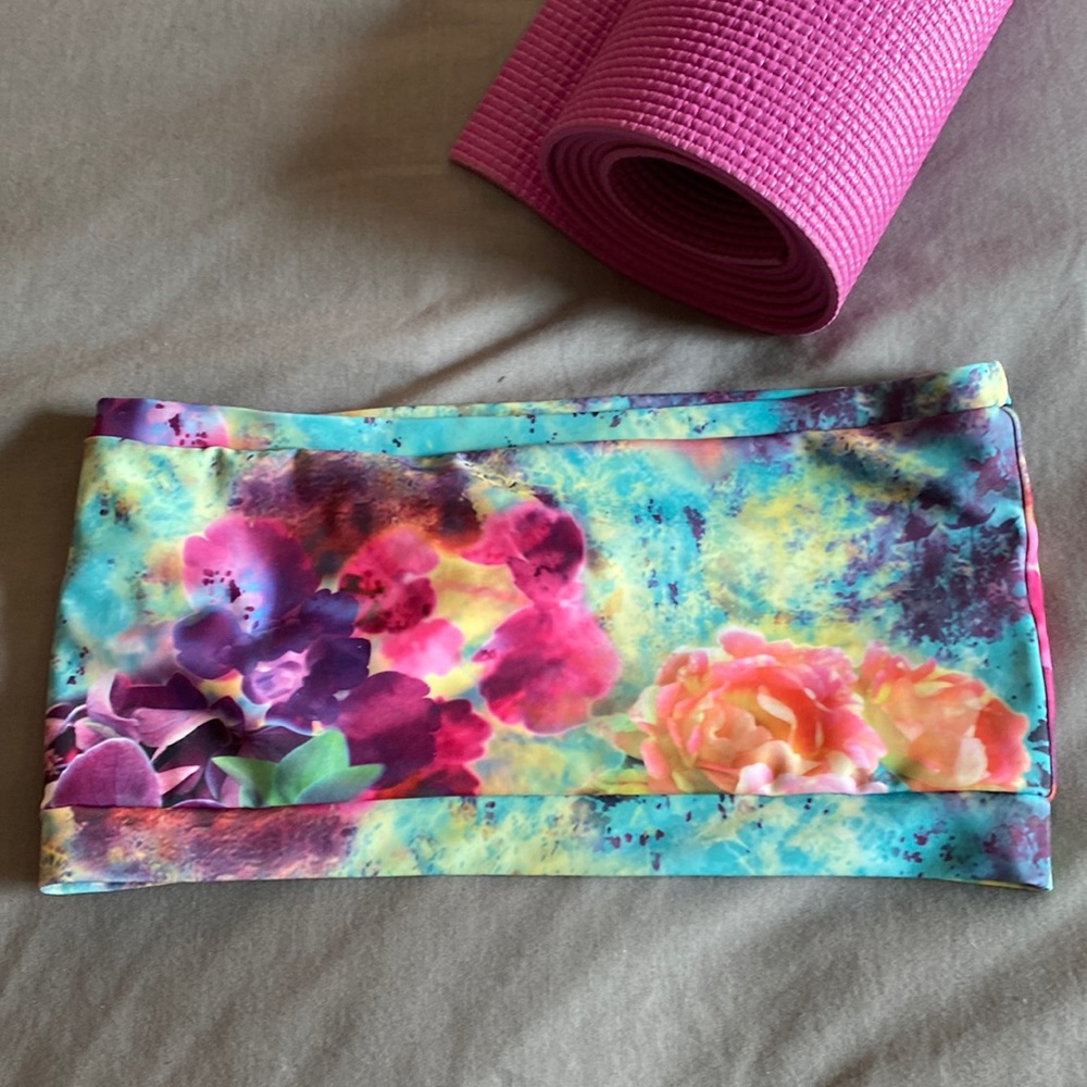 Onzie bandeau. Floral. EUC.